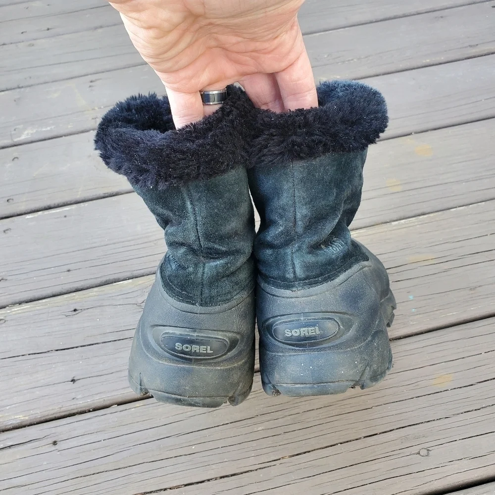 Sorel Snow Angel Black Suede Leather Faux Fur‎ Zip Snow Winter Duck Boots 9.5